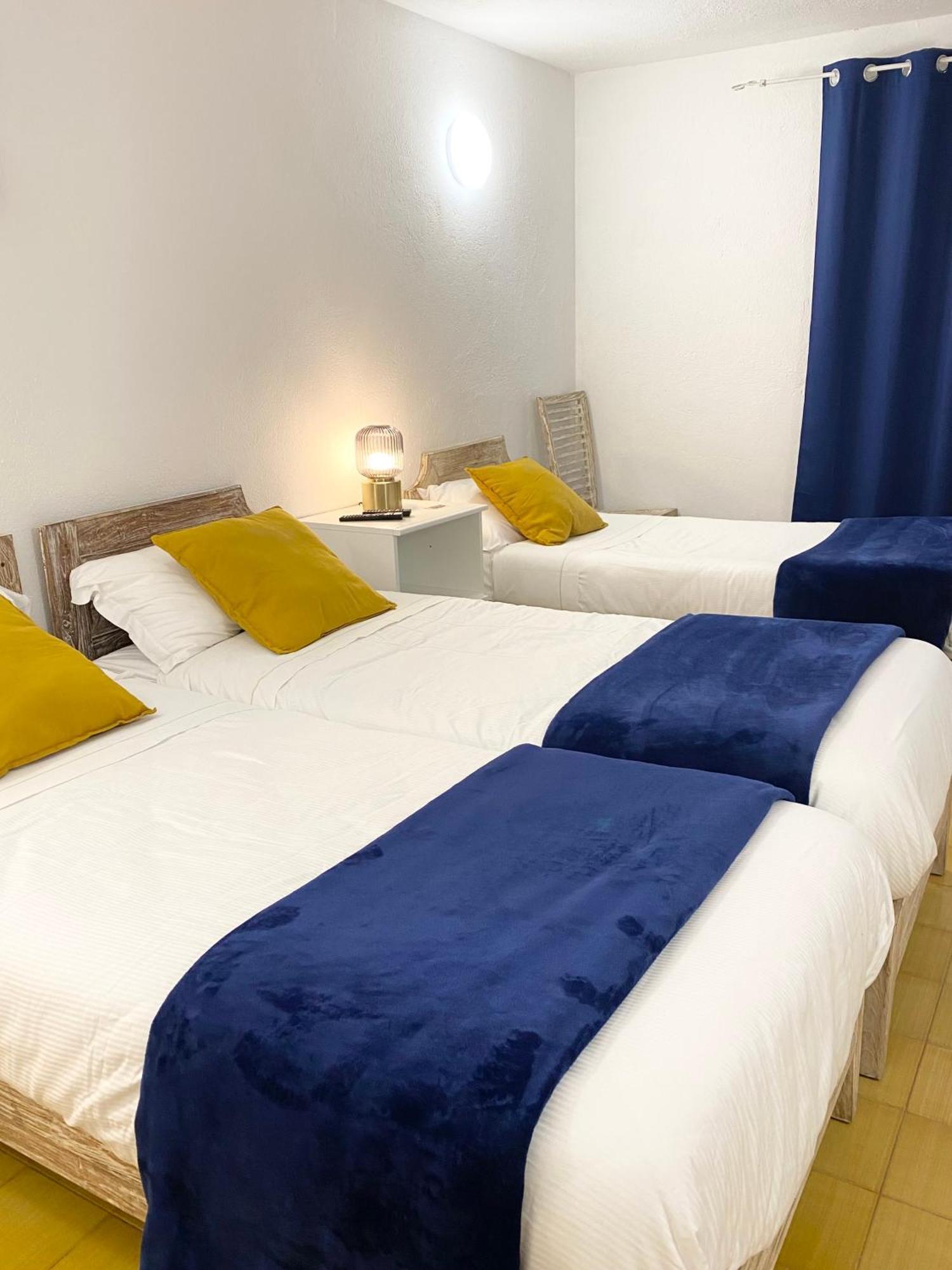 Cala Reale Rooms Marinella Marinella  Eksteriør billede