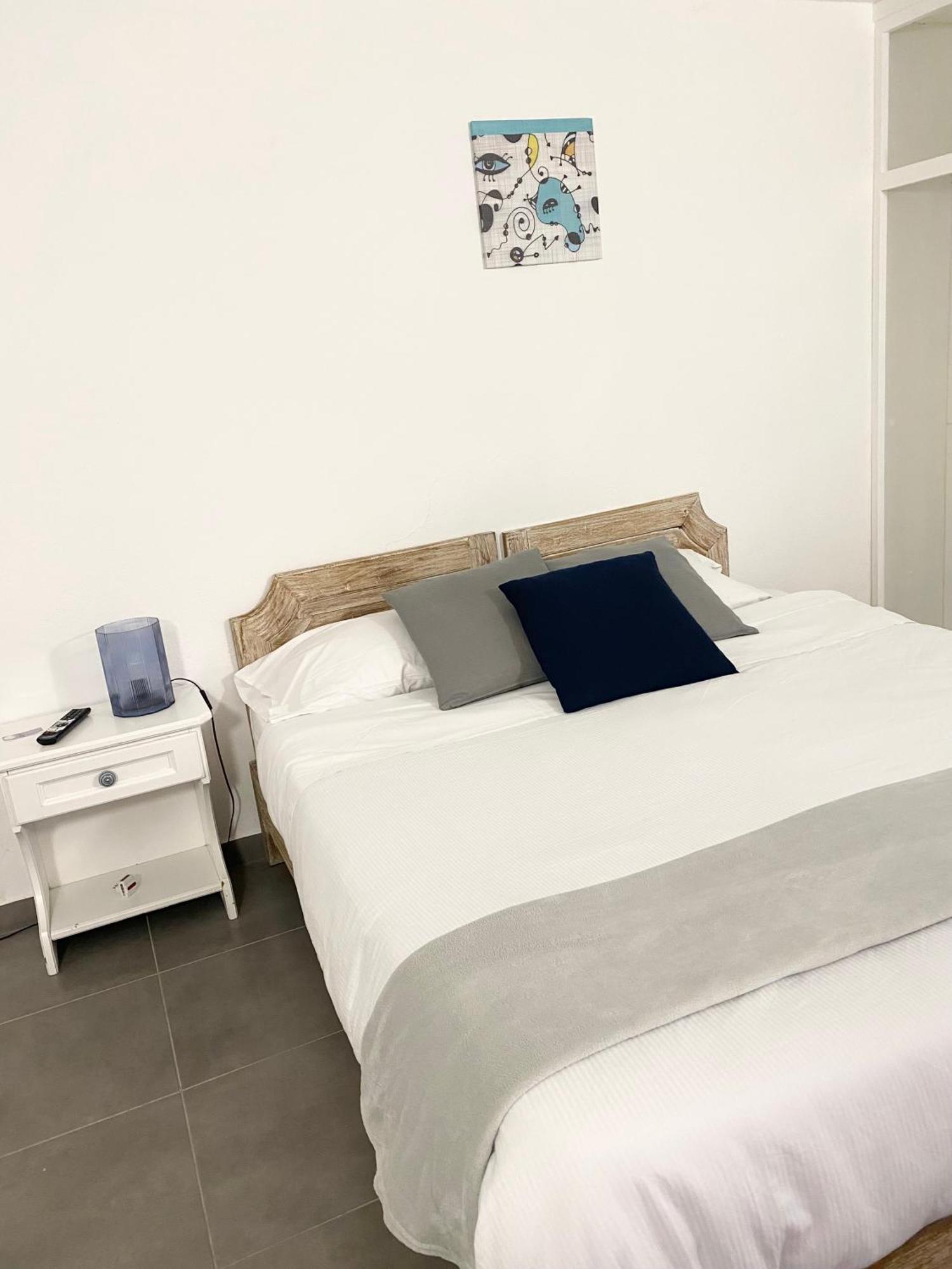 Cala Reale Rooms Marinella Marinella  Eksteriør billede