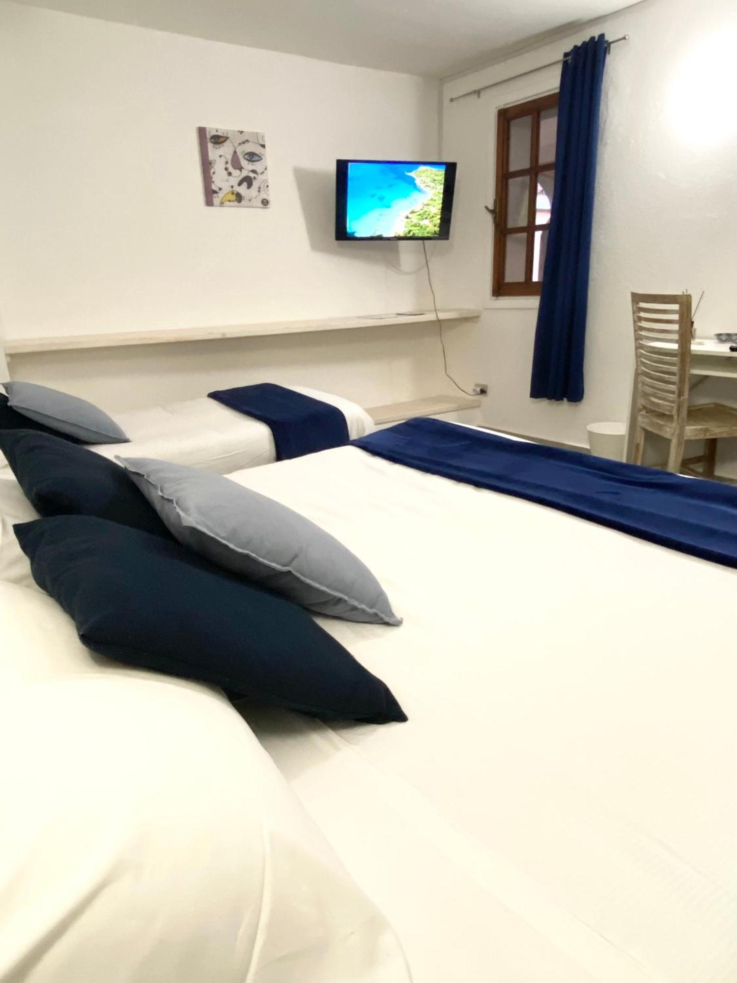 Cala Reale Rooms Marinella Marinella  Eksteriør billede