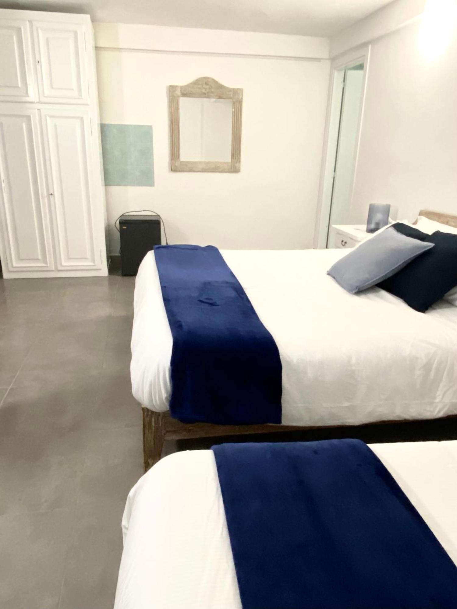 Cala Reale Rooms Marinella Marinella  Eksteriør billede