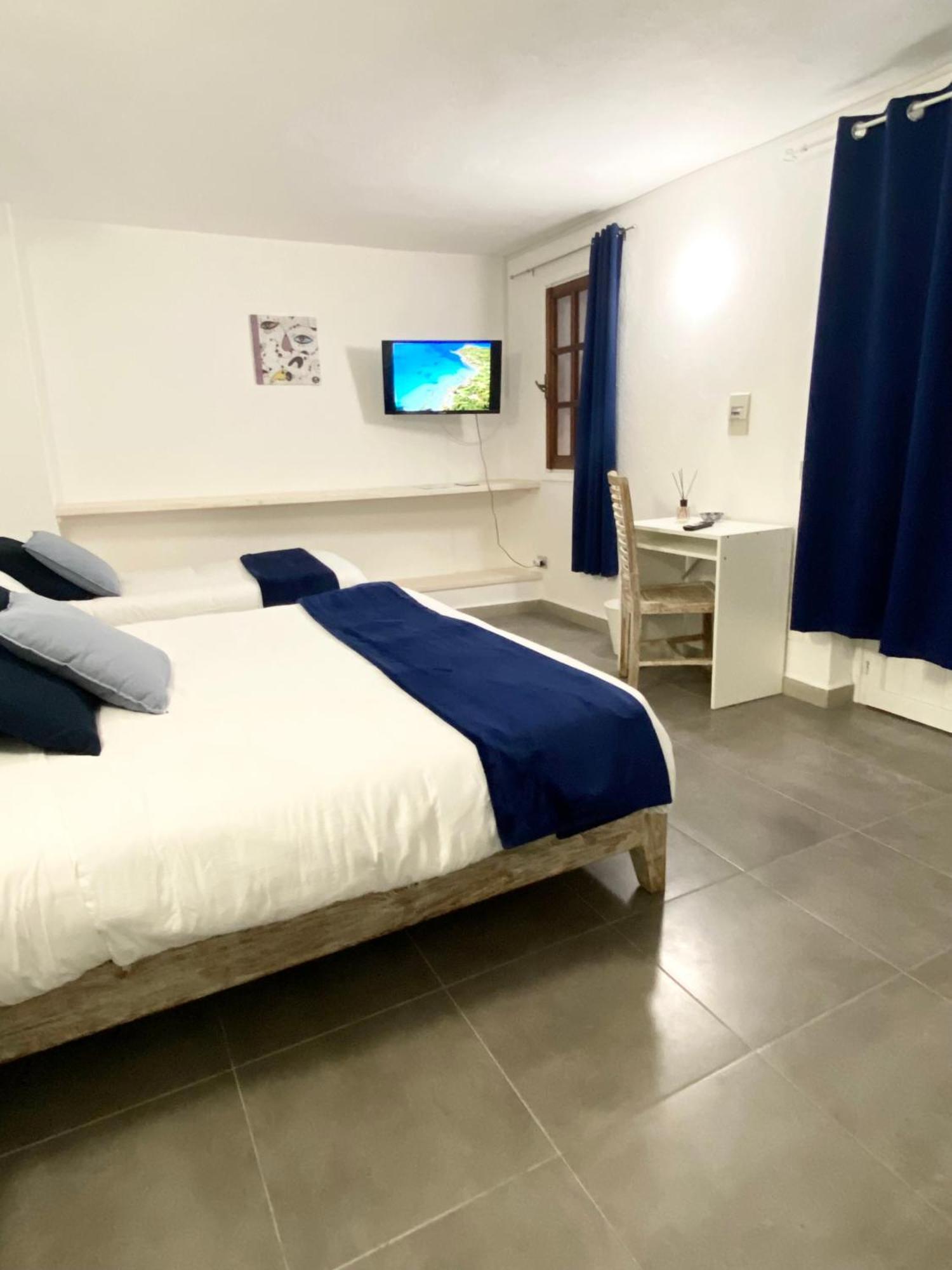 Cala Reale Rooms Marinella Marinella  Eksteriør billede